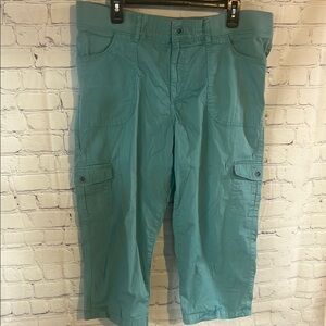 Size 18 Lee Relaxed Fit Teal Cargo Pants for women. Like new condition